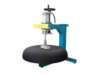 спецыяльнае абсталяванне для вырабу мэблі і адзення